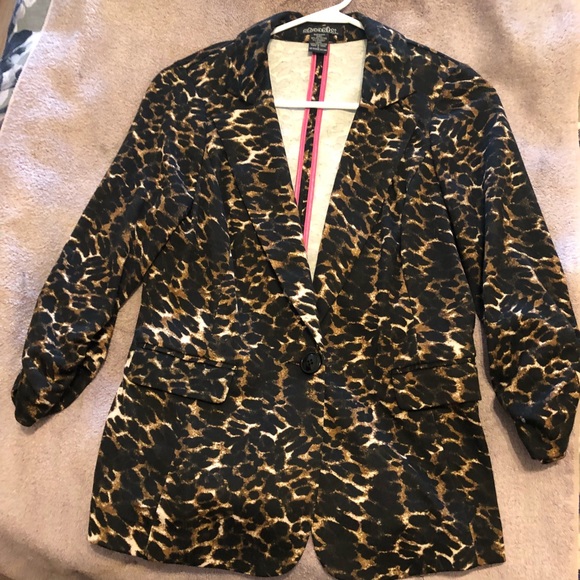 Cheetah blazer - Picture 3 of 5